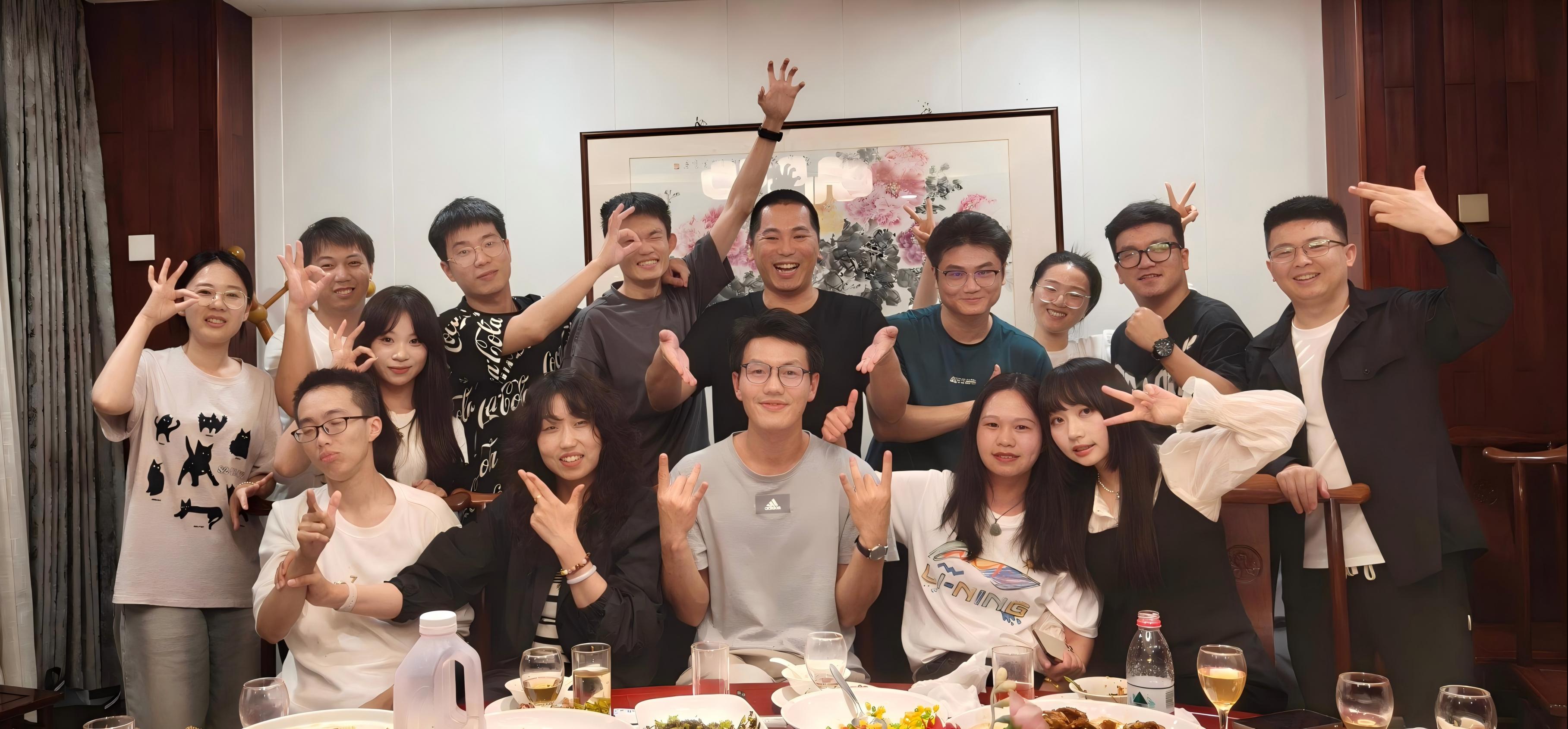 狼人杀学院合照（点击查看大图）